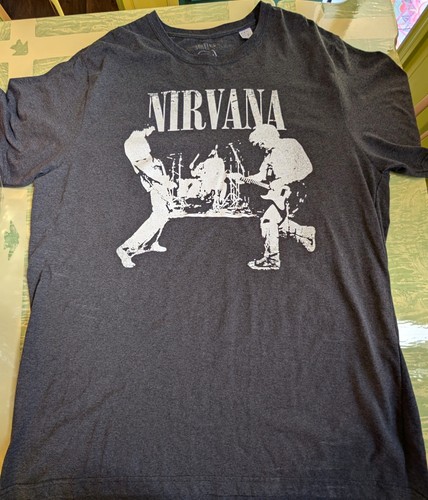 Nirvana graphic band shirt - nirvana,